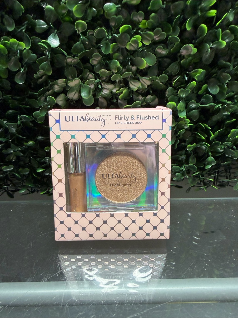 Ulta Beauty Flirty Flushed HOLOGRAPHIC LipGloss & Highlighter *MOVIE STAR* Duo